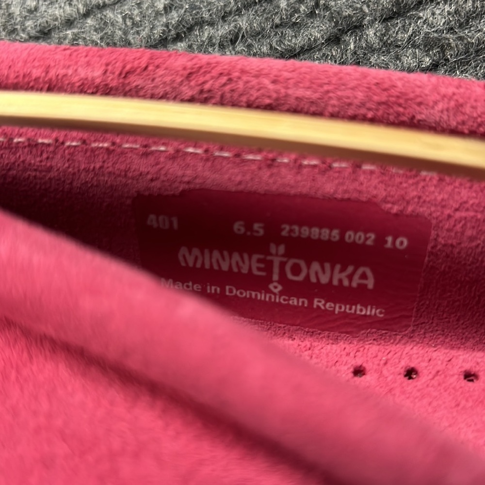 Minnetonka Pink Suede Bow Moccasins - Picture 7 of 9